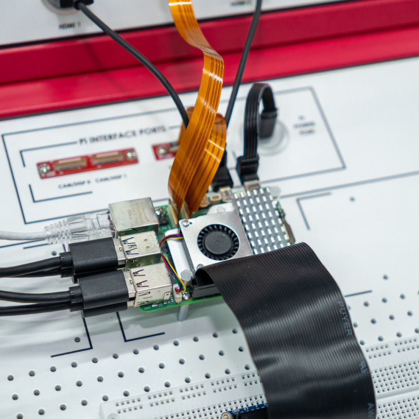 Raspberry Pi Ultimate Lab – All-In-One STEM, Electronics & IoT Workstation