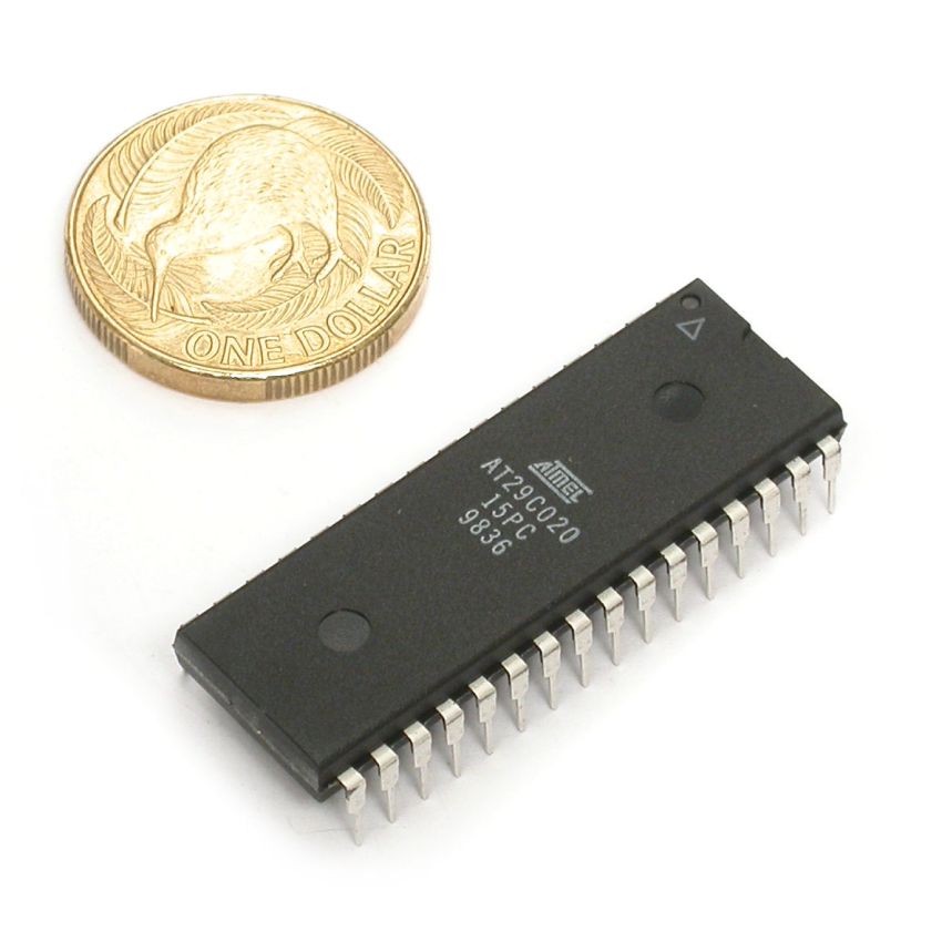 AT29C020-15PC,Flash Memory IC,2Mbit,32-PDIP