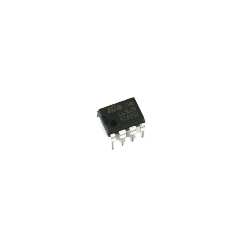 L6562N,Transition Mode PFC Controller IC,DIP-8