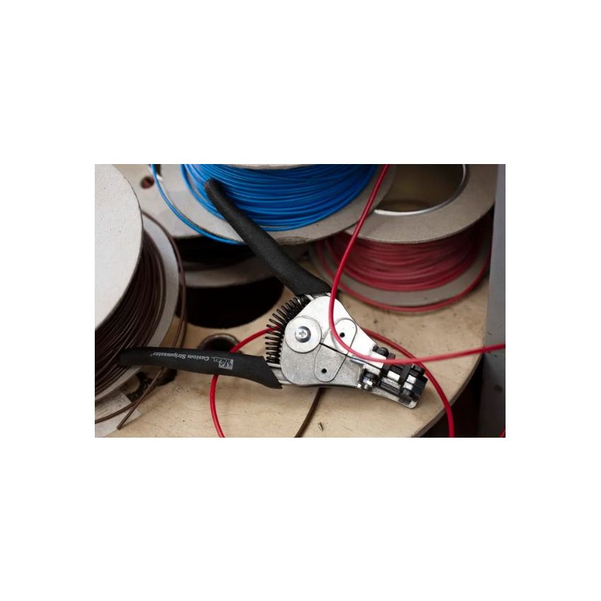 L-5617, Automatic Wire Stripper – Ideal Industries, 30–10 AWG Capacity, Die-Cast Zinc Frame